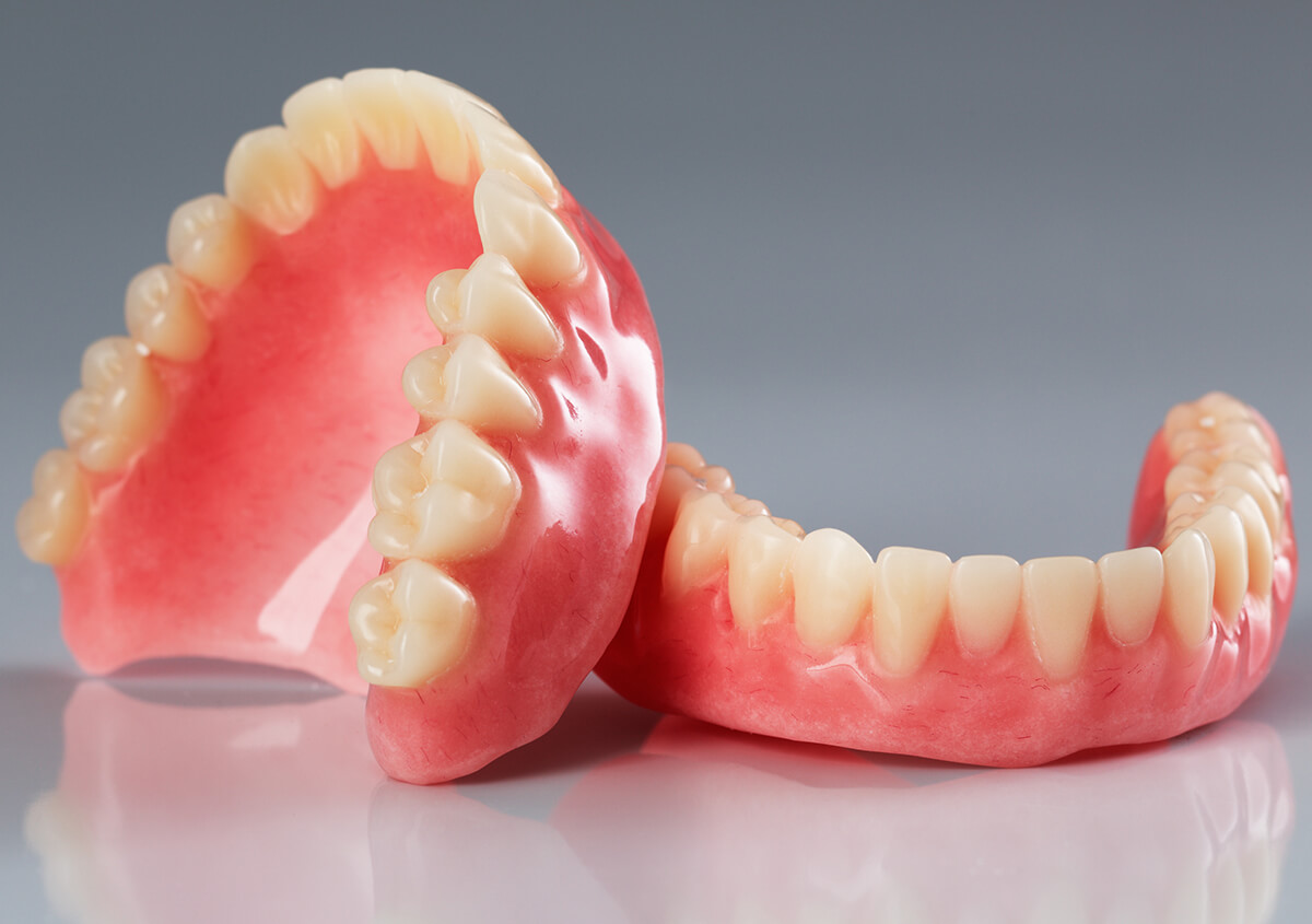 Dentures Problems and Solutions at Sherwood Dental in Oakville, ON Area