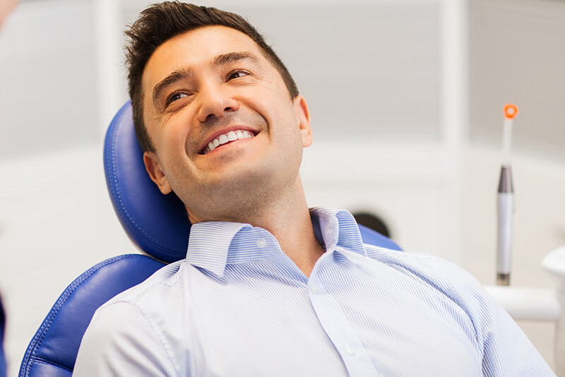 Dentist in Oakville, ON Area Offers Quality Dental Implants to Replace a Missing Tooth